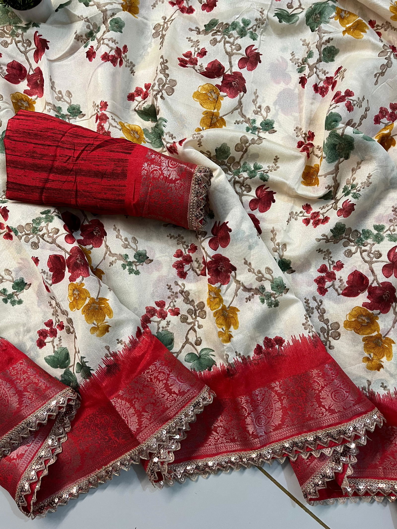 Wow Designer Boder Work Tushar Silk Printed Saree Wholesale Online
